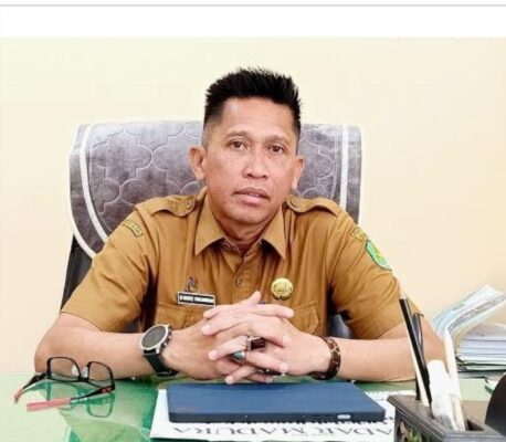 Dadang Dedy Iskandar, SH, MH, Resmi Dilantik Sebagai Kadis PerKimHub Sumenep